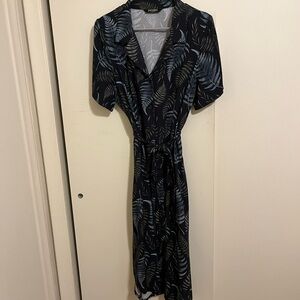 Elegant Black Fern Print Dress